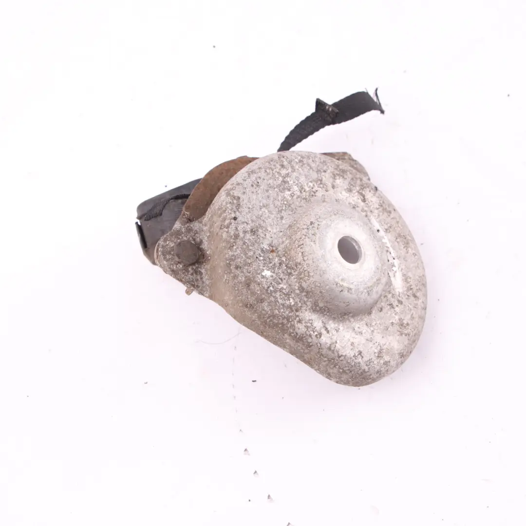 Axle Stopper BMW F01 F07 F10 F11 Plate Rear Right O/S Suspension to with Part number 6793638 Axle Stopper BMW F01 F07 F10 F11 Plate Rear Right O/S Suspension - SKU 6793638 - Part number 6793638