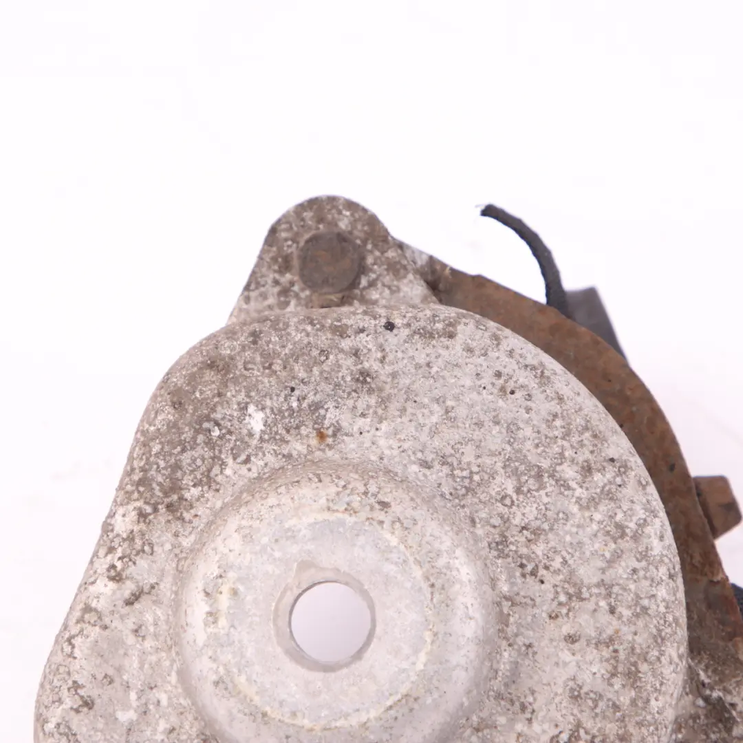 Axle Stopper BMW F01 F07 F10 F11 Plate Rear Right O/S Suspension to with Part number 6793638 Axle Stopper BMW F01 F07 F10 F11 Plate Rear Right O/S Suspension - SKU 6793638 - Part number 6793638