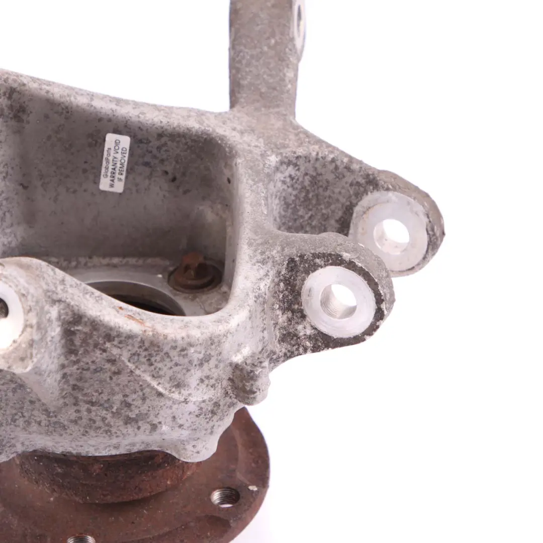 Zwrotnica Koła Piasta Koła Tylna Prawa do BMW F10 o numerze 6793770 BMW F10 Zwrotnica Koła Piasta Koła Tylna Prawa - SKU 6793770-3 - Numer Części 6793770