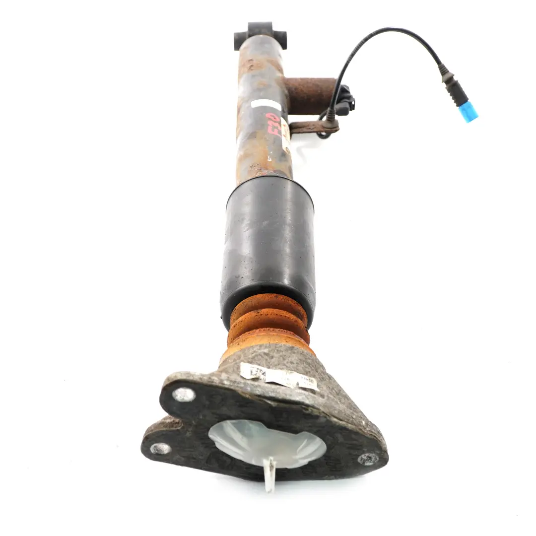 Amortyzator Zawieszenia Tył xDrive Adaptive Aktywny do BMW F30 o numerze 6793877 BMW F30 Amortyzator Zawieszenia Tył xDrive Adaptive Aktywny - SKU 6793877 - Numer Części 6793877