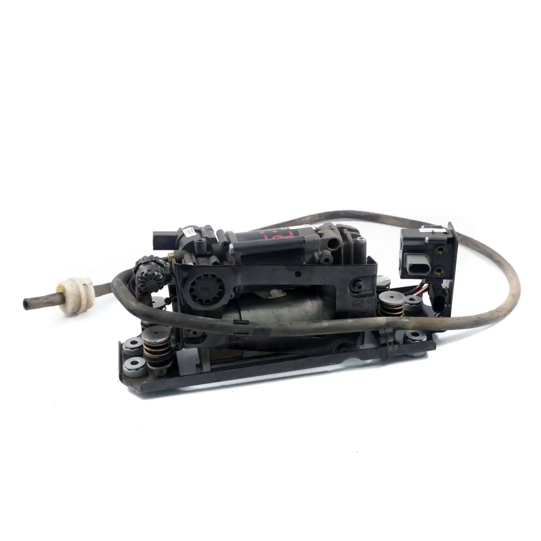 Compressor BMW F01 F02 F07 F11 Supply Suspension Motor Control Unit to Air with Part number 6875176 Air Compressor BMW F01 F02 F07 F11 Supply Suspension Motor Control Unit - SKU 6794465 - Part number 6875176