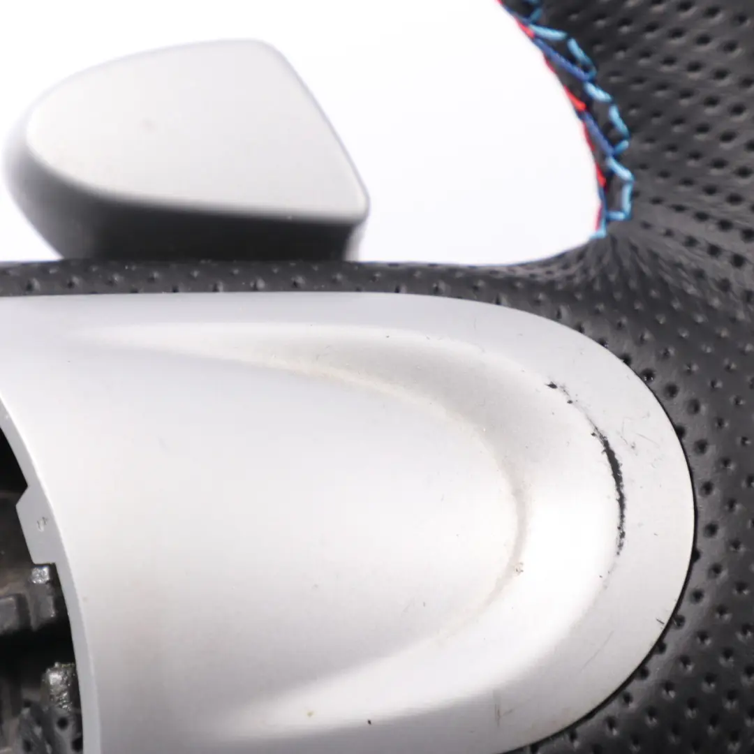 Leder Sport Lenkrad Schalt Wippen für Mini Cooper One R55 R56 R60 NEW mit Teilenummer 6794625 Mini Cooper One R55 R56 R60 NEW Leder Sport Lenkrad Schalt Wippen - SKU 6794625 - Teilenummer 6794625