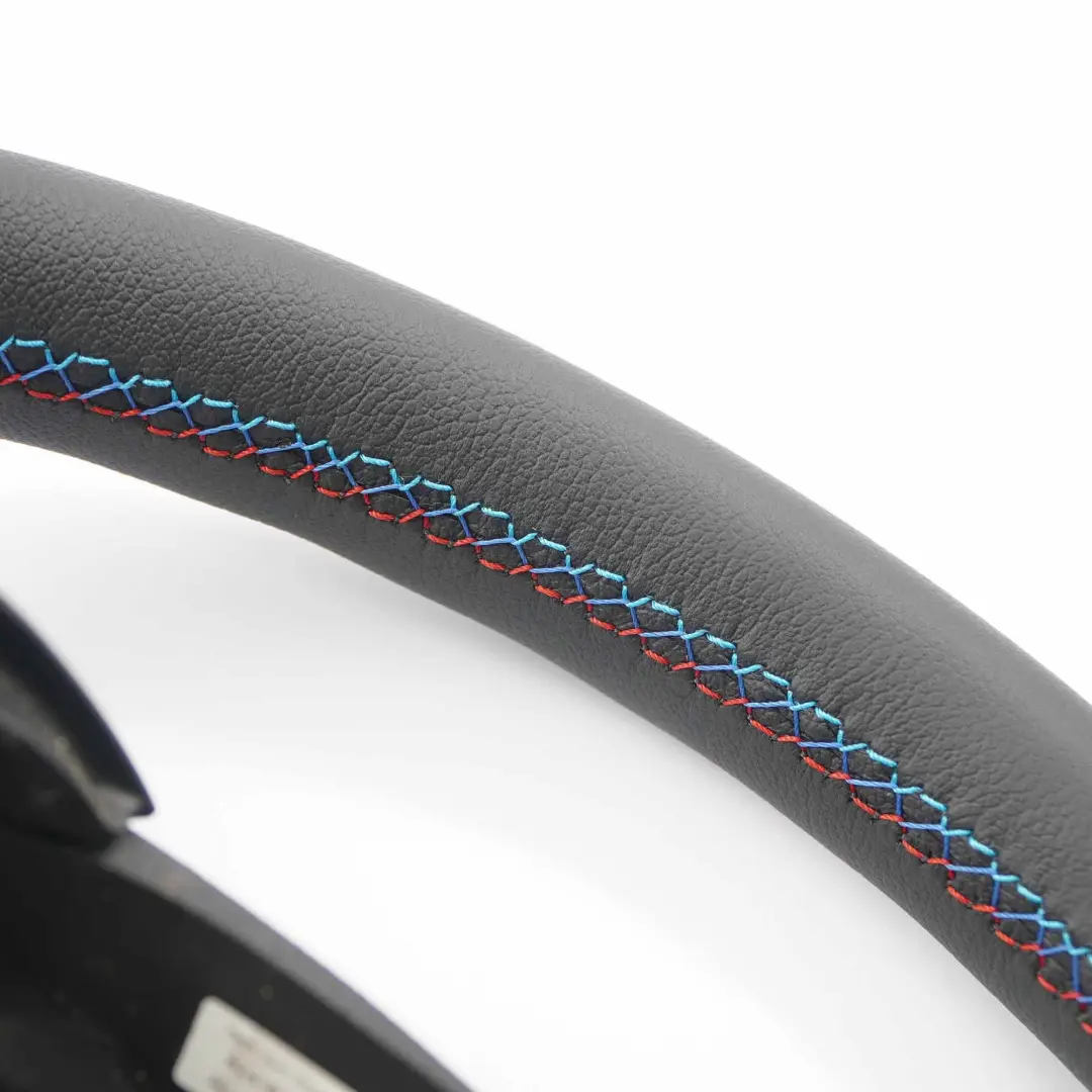 NUOVO volante riscaldato in pelle nera multifunzione per BMW E90 E91 con numero di parte 6795569 BMW E90 E91 NUOVO volante riscaldato in pelle nera multifunzione - SKU 6795569-1 - Numero di parte 6795569