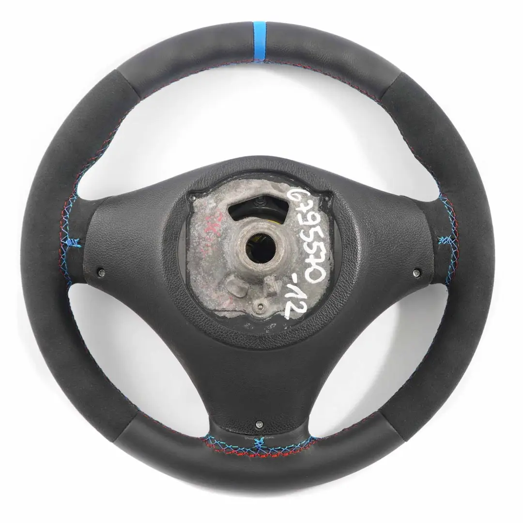NUEVO Cuero / Alcantara M Sport Look para Volante BMW E81 E82 E87 E90 E91 E92 con número de pieza 6795570 Volante BMW E81 E82 E87 E90 E91 E92 NUEVO Cuero / Alcantara M Sport Look - SKU 6795570-12-SET - Número de pieza 6795570