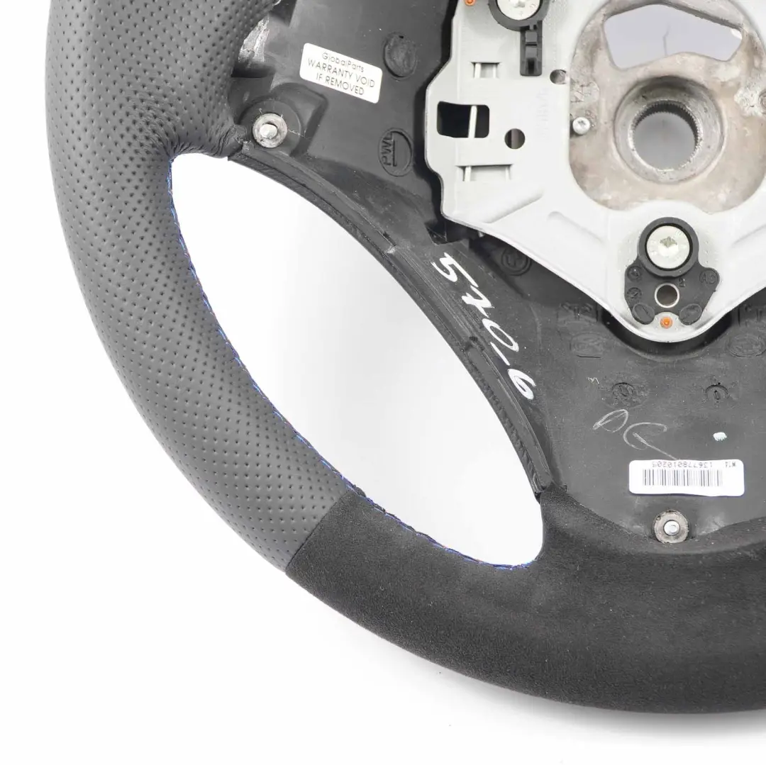 NUOVA Pelle / Alcantara M-Sport Look Volante per BMW E81 E82 E87 E90 E91 E92 con numero di parte 6795570 BMW E81 E82 E87 E90 E91 E92 NUOVA Pelle / Alcantara M-Sport Look Volante - SKU 6795570-6 - Numero di parte 6795570