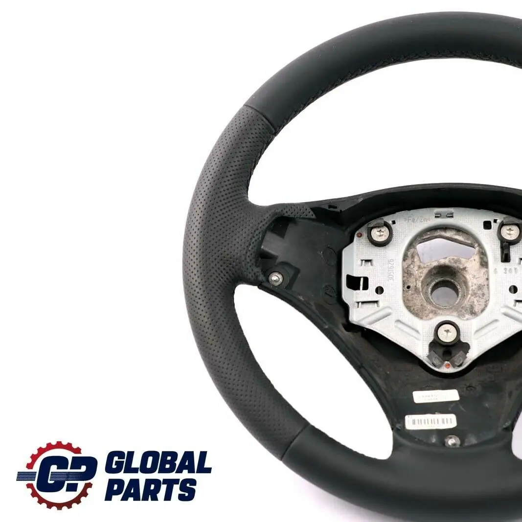 NUOVA Pelle M-Sport Look Volante per BMW E81 E82 E87 E90 E91 E92 con numero di parte 6795570 BMW E81 E82 E87 E90 E91 E92 NUOVA Pelle M-Sport Look Volante - SKU 6795570 - Numero di parte 6795570