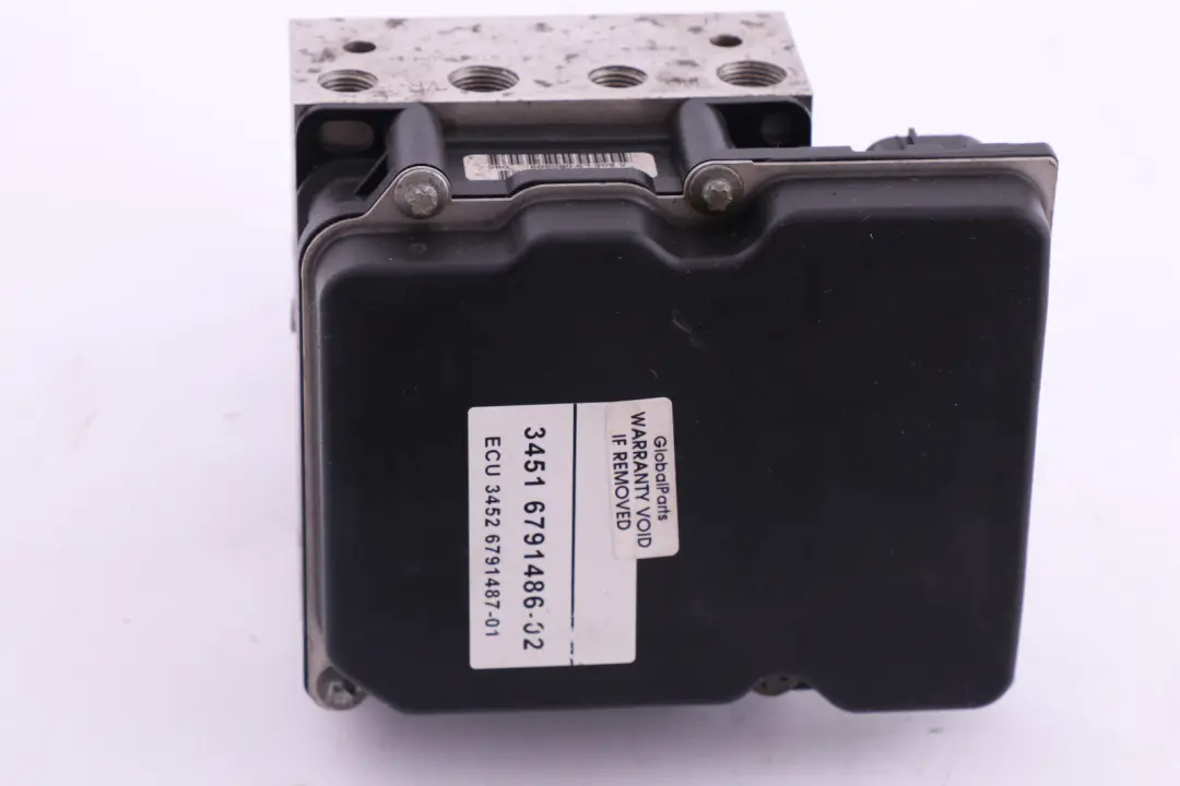 Modulo ABS DSC Pompa Frenata ECU Unità Idraulica 6791486 6791487 per BMW Z4 E89 con numero di parte 6795705 BMW Z4 E89 Modulo ABS DSC Pompa Frenata ECU Unità Idraulica 6791486 6791487 - SKU 6795705-1 - Numero di parte 6795705