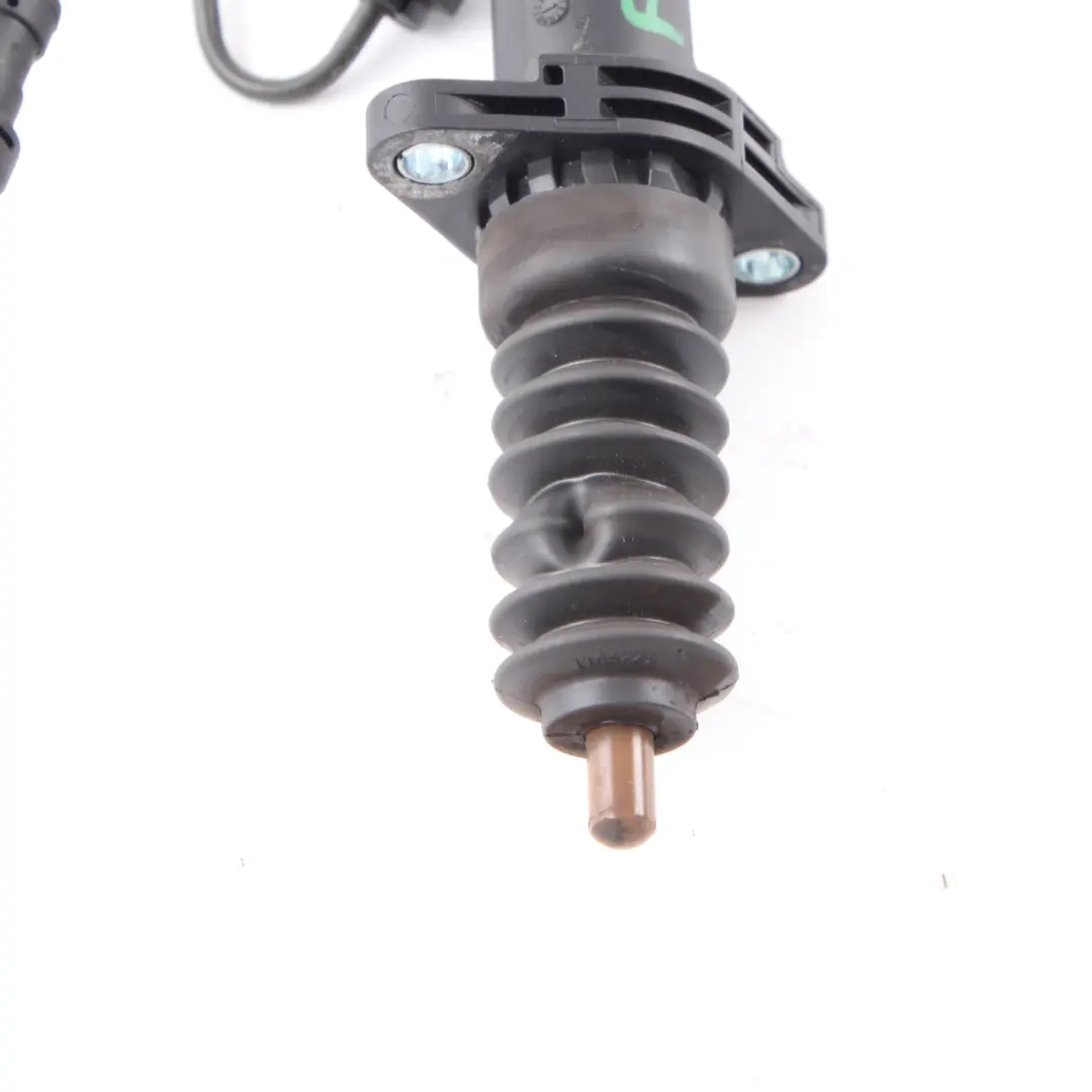 Cilindro slave di comando frizione D=22,20MM per BMW F20 F21 F30 F31 F32 con numero di parte 6795711 BMW F20 F21 F30 F31 F32 Cilindro slave di comando frizione D=22,20MM - SKU 6795711 - Numero di parte 6795711