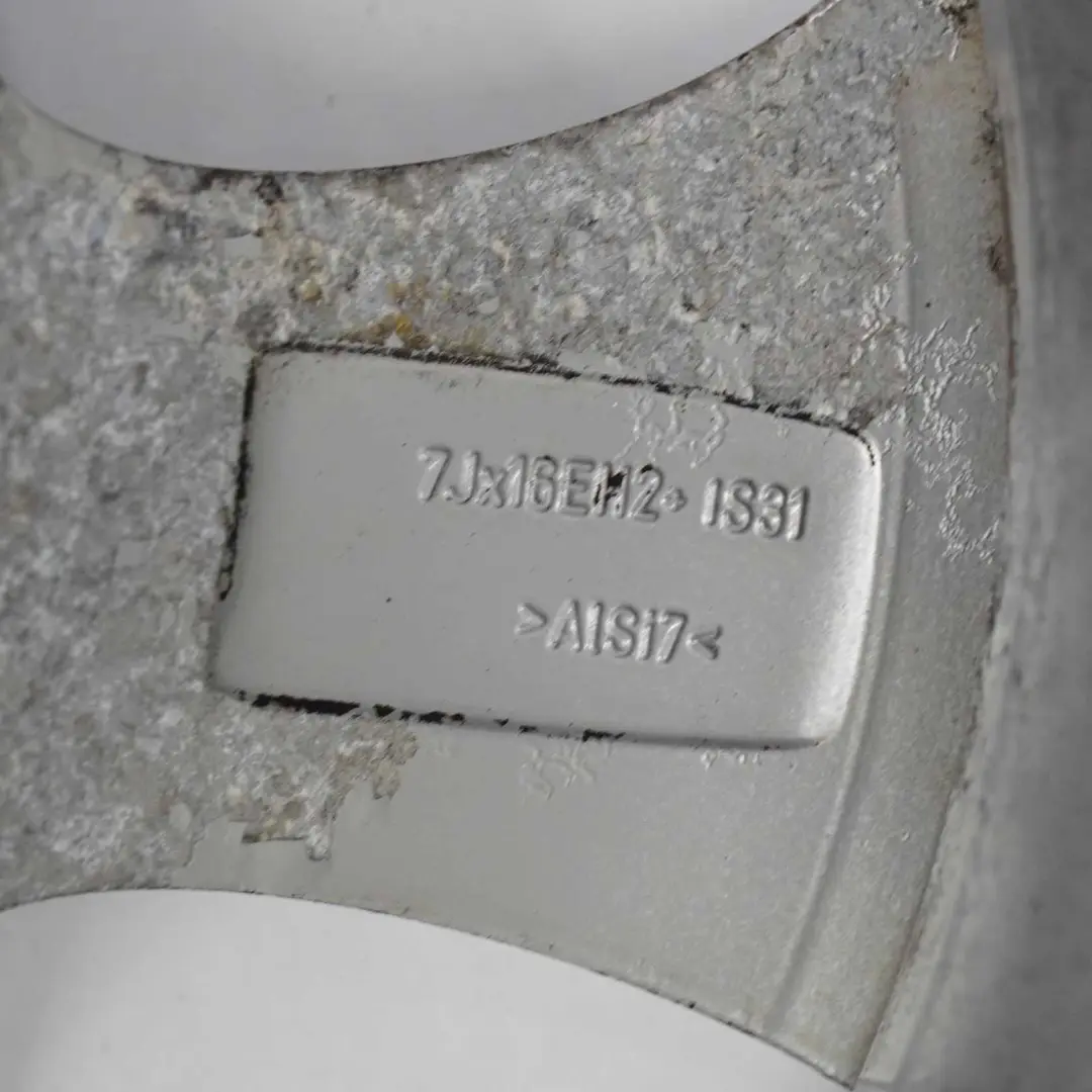 Rechts Alufelge Alu Felge 16" Streamline 306 7J ET:31 für BMW E90 E91 F30 mit Teilenummer 6795806 BMW E90 E91 F30 Rechts Alufelge Alu Felge 16" Streamline 306 7J ET:31 - SKU 6795806-2 - Teilenummer 6795806