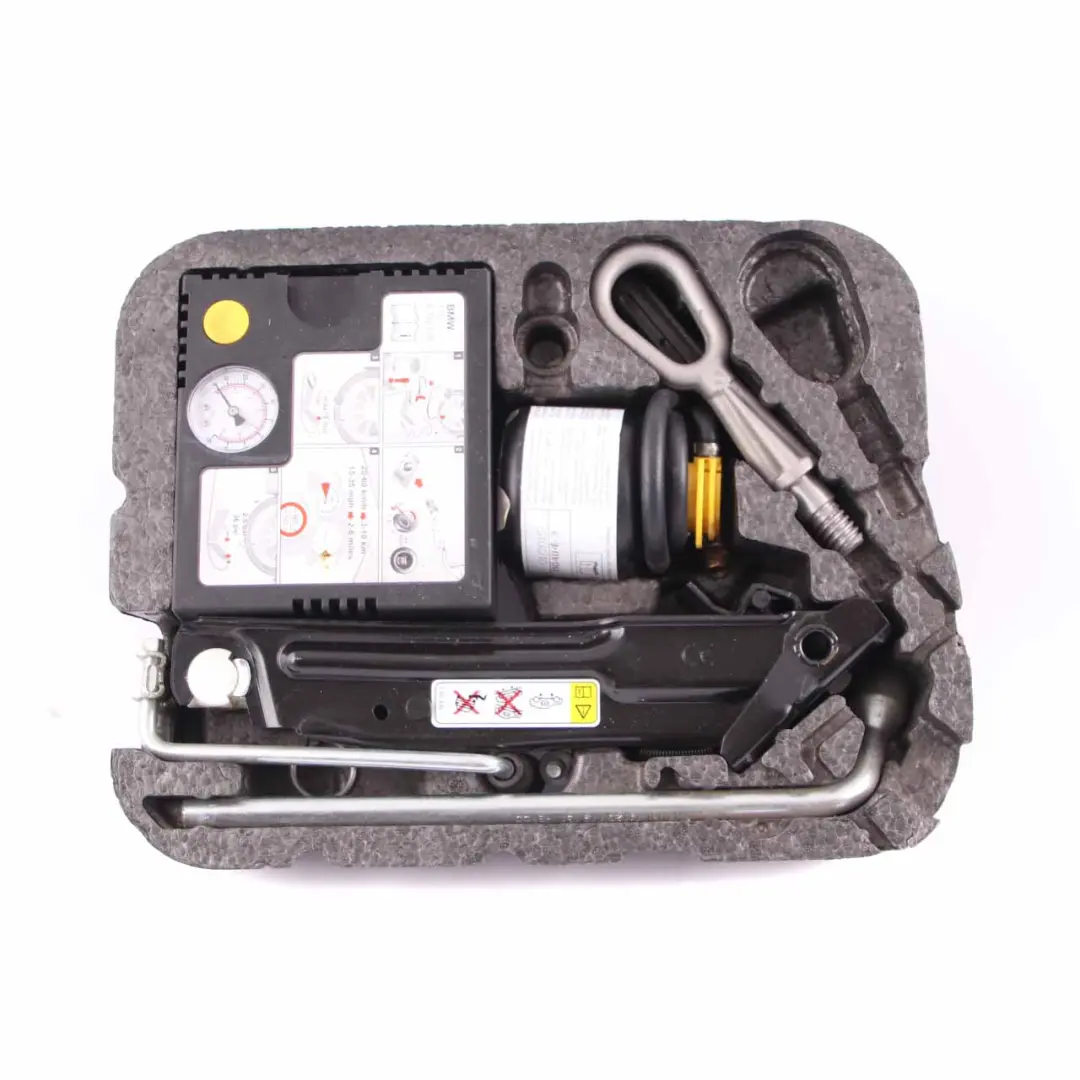 Mini R56 R57 LCI Zestaw Naprawczy Lewarek Hak Śrubokręt Klucz - SKU 6795816-5 - Numer Części 6795816