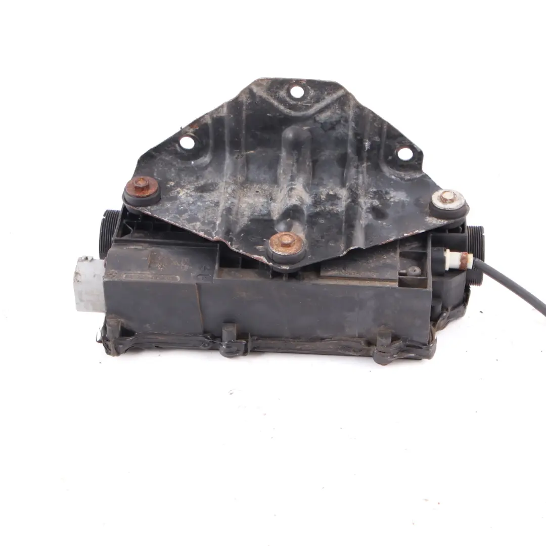 Frein à main électronique Frein de parking Unité de contrôle pour BMW E70 E71 à propos du numéro de pièce 6796072 BMW E70 E71 Frein à main électronique Frein de parking Unité de contrôle - SKU 6796072-1 - Numéro de pièce 6796072