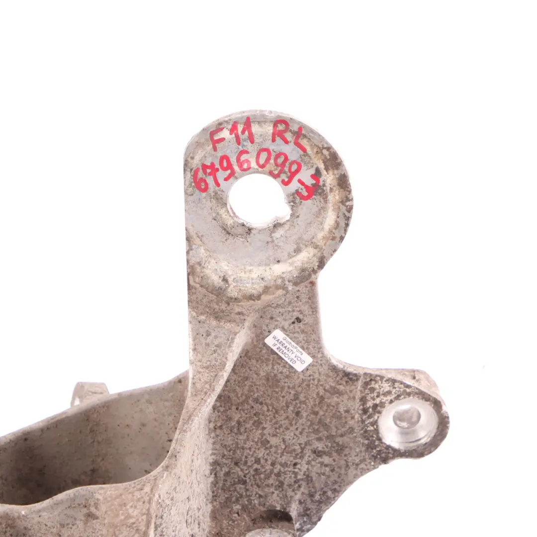 Zwrotnica Koła Lewy Tył Tylna do BMW F11 o numerze 6796099 BMW F11 Zwrotnica Koła Lewy Tył Tylna - SKU 6796099-3 - Numer Części 6796099
