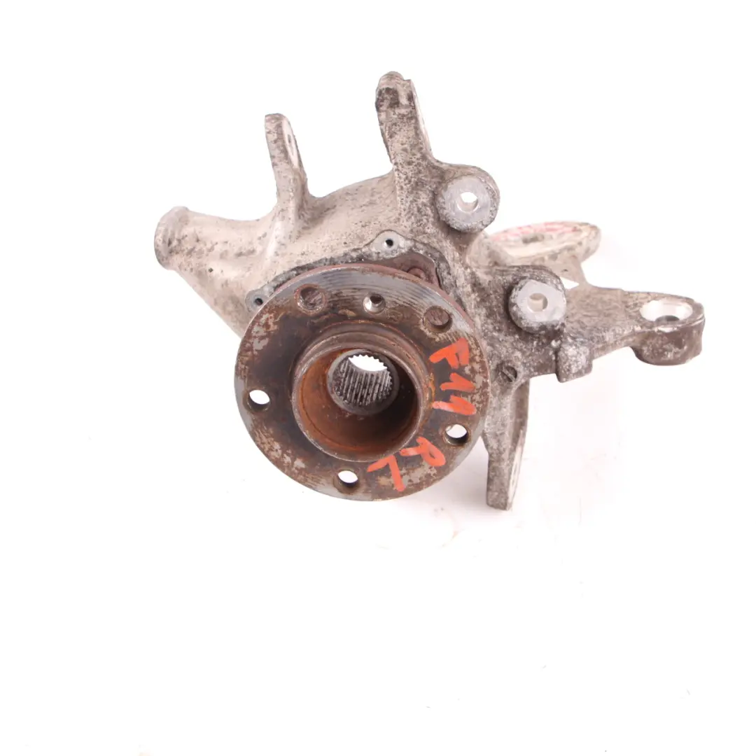 Portaruota Posteriore Sinistro Asse Sospensione Staffa Montaggio per BMW F11 con numero di parte 6796099 BMW F11 Portaruota Posteriore Sinistro Asse Sospensione Staffa Montaggio - SKU 6796099-3 - Numero di parte 6796099