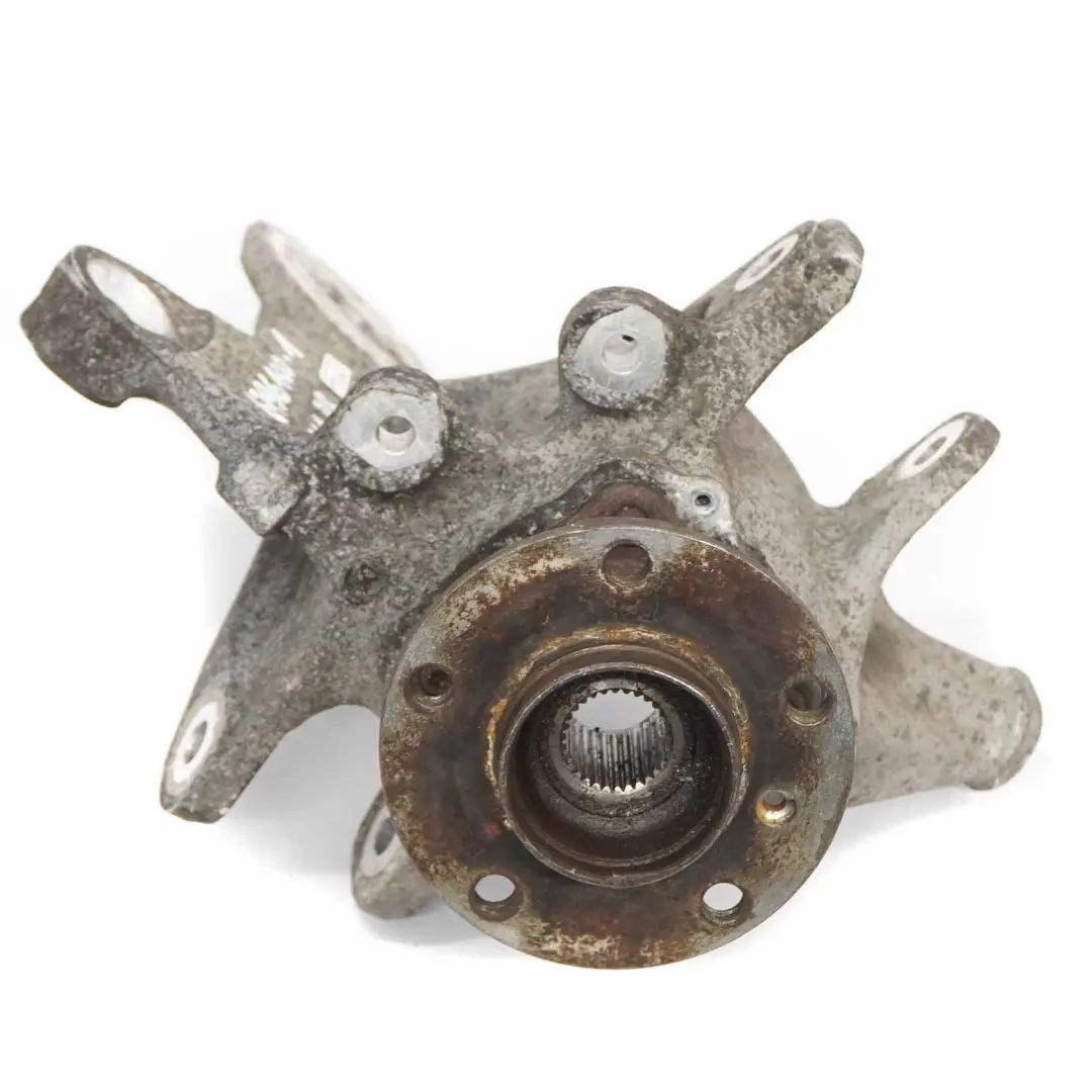 BMW F11 Soporte de rueda trasera derecha Eje Suspensión Soporte - SKU 6796100-4 - Número de pieza 6796100
