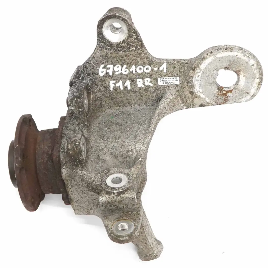 Zwrotnica Piasta Zawieszenia Koła Prawa Tylna do BMW F11 o numerze 6796100 BMW F11 Zwrotnica Piasta Zawieszenia Koła Prawa Tylna - SKU 6796100-4 - Numer Części 6796100
