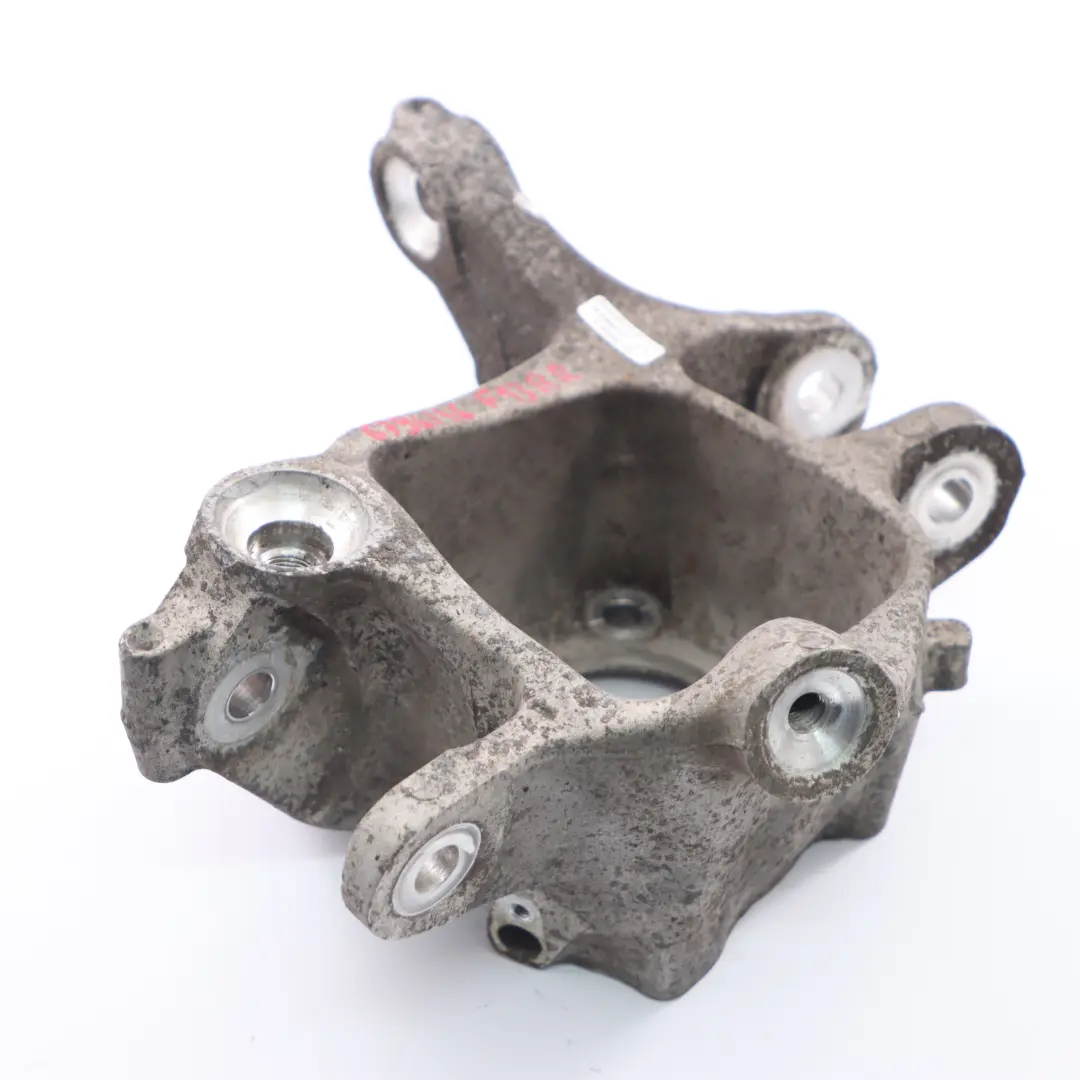 Supporto Ruota BMW F12 F13 Posteriore Sinistro Cuscinetto Sospensione 6796145 per con numero di parte 6796146 Supporto Ruota BMW F12 F13 Posteriore Sinistro Cuscinetto Sospensione 6796145 - SKU 6796146 - Numero di parte 6796146