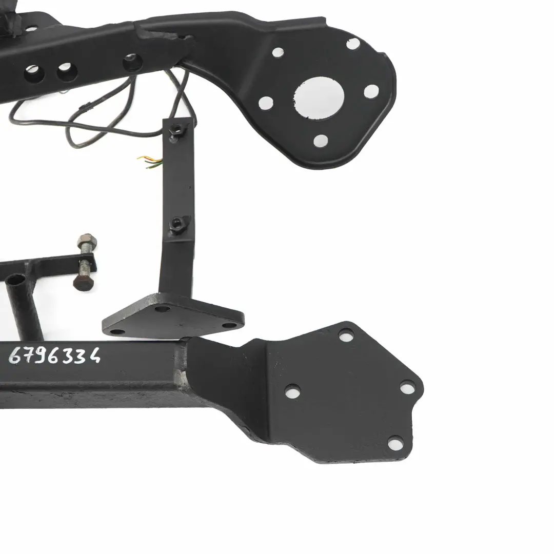BMW X5 E53 Hak Holowniczy Tył - SKU 6796334 - Numer Części 6796334
