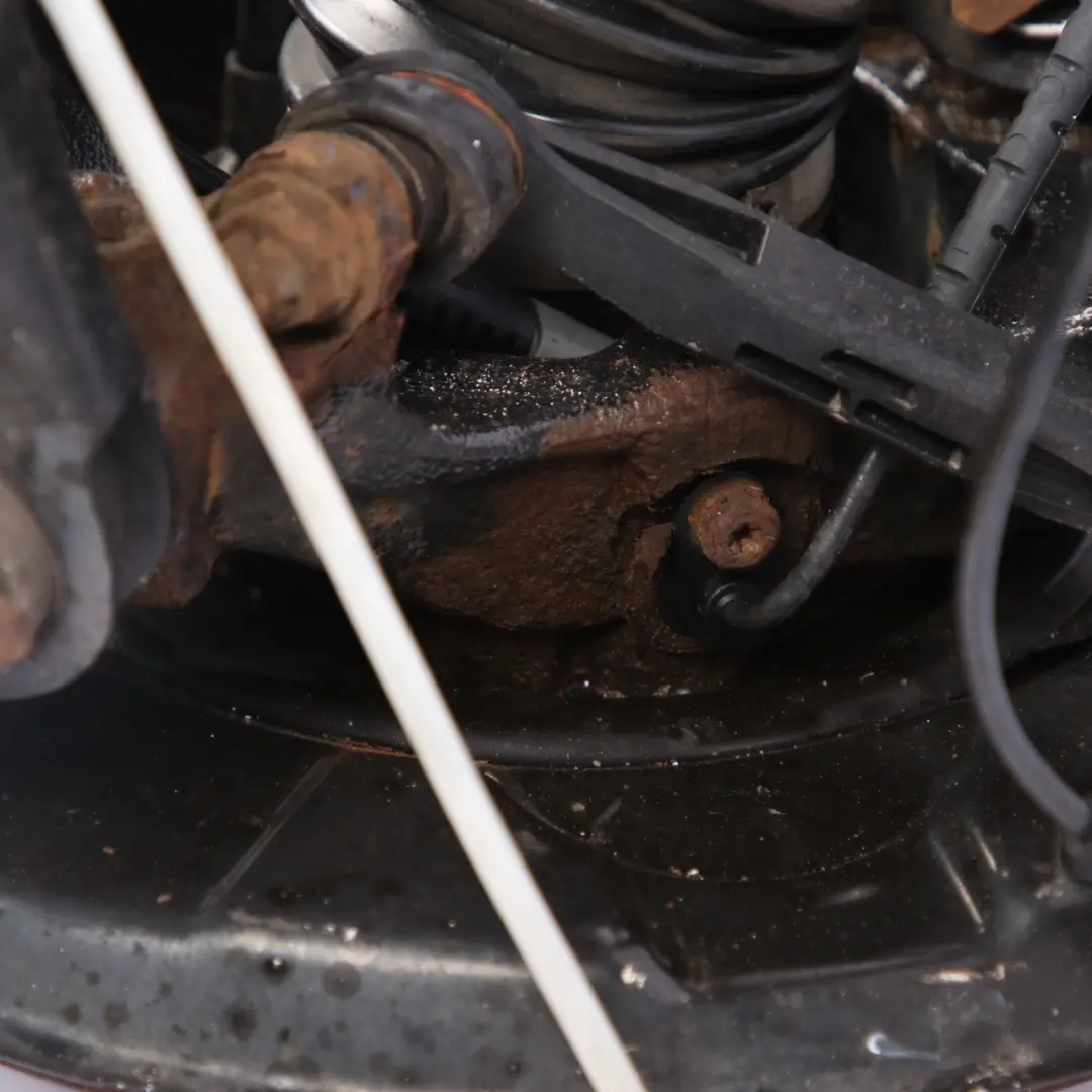 N20 Rueda Trasera Derecha Suspensión Pata Buje Pinza de Freno para BMW F32 F33 420i con número de pieza 6797508 BMW F32 F33 420i N20 Rueda Trasera Derecha Suspensión Pata Buje Pinza de Freno - SKU 6797508-1 - Número de pieza 6797508