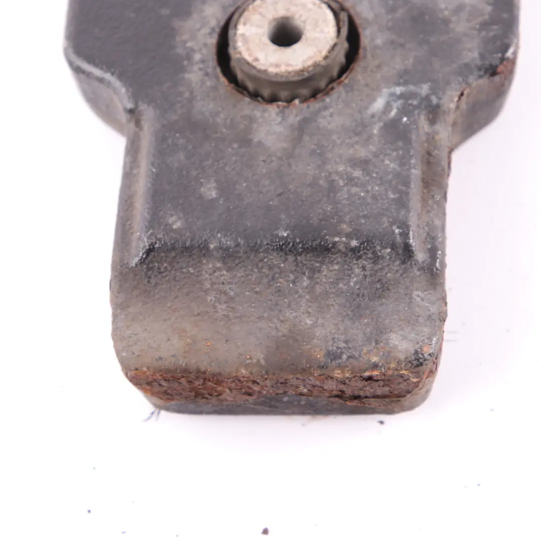 Absorbeur Vibrations BMW F30 F31 F32 Diesel Essieu Différentiel Support pour à propos du numéro de pièce 6798889 Absorbeur Vibrations BMW F30 F31 F32 Diesel Essieu Différentiel Support - SKU 6798889 - Numéro de pièce 6798889