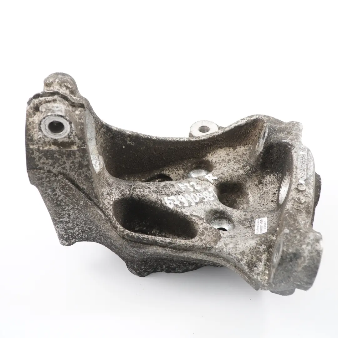 Radträger vorne rechts Aufhängung Achslager für BMW F32 F33 mit Teilenummer 6799098 BMW F32 F33 Radträger vorne rechts Aufhängung Achslager - SKU 6799098-1 - Teilenummer 6799098