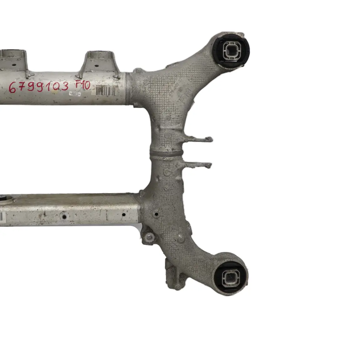 Supporto Assale Posteriore Sospensione A Culla per BMW F10 F11 F12 con numero di parte 6799103 BMW F10 F11 F12 Supporto Assale Posteriore Sospensione A Culla - SKU 6799103 - Numero di parte 6799103