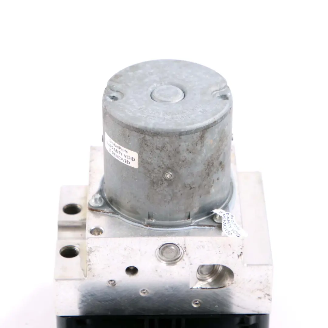 Hydraulic Brake Pump DSC Braking Unit ECU 6799517 to BMW F10 F11 with Part number 6799515 BMW F10 F11 Hydraulic Brake Pump DSC Braking Unit ECU 6799517 - SKU 6799515 - Part number 6799515