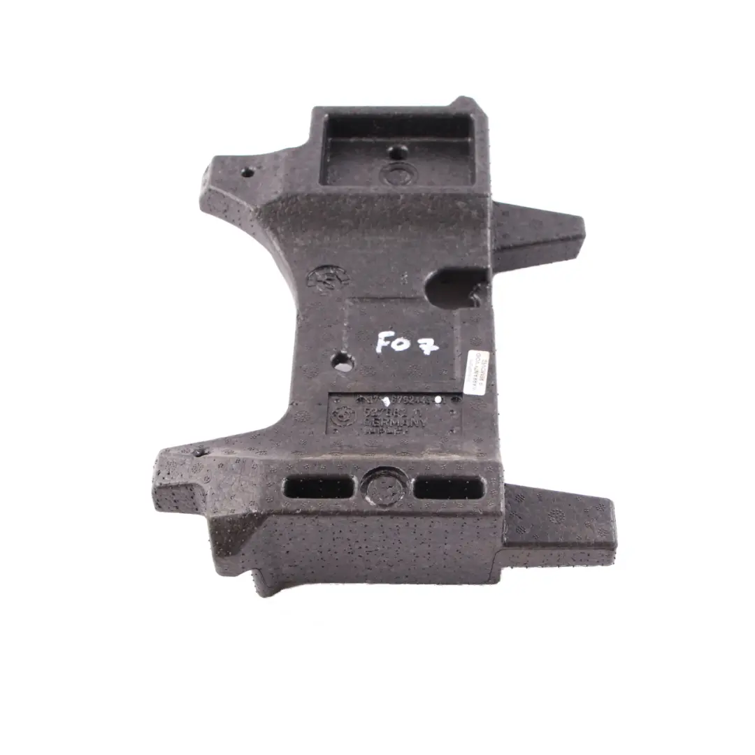 Soporte módulo de la unidad de control de la suspensión autonivelante BMW F07 GT para con número de pieza 6799602 Soporte módulo de la unidad de control de la suspensión autonivelante BMW F07 GT - SKU 6799602 - Número de pieza 6799602