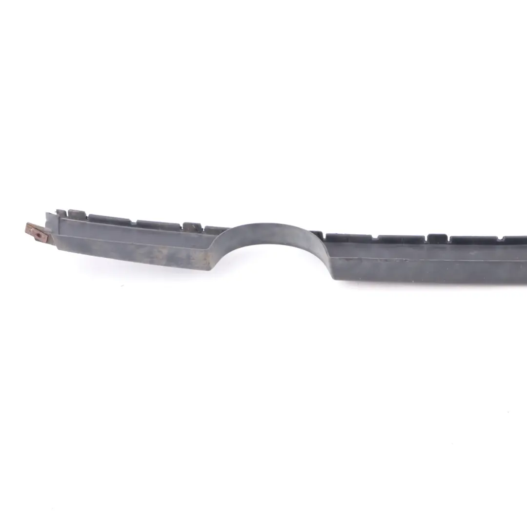 Parachoques Trasero Spoiler Inferior Central Panel Cubierta para Mini R50 con número de pieza 6800209 Mini R50 Parachoques Trasero Spoiler Inferior Central Panel Cubierta - SKU 6800209 - Número de pieza 6800209