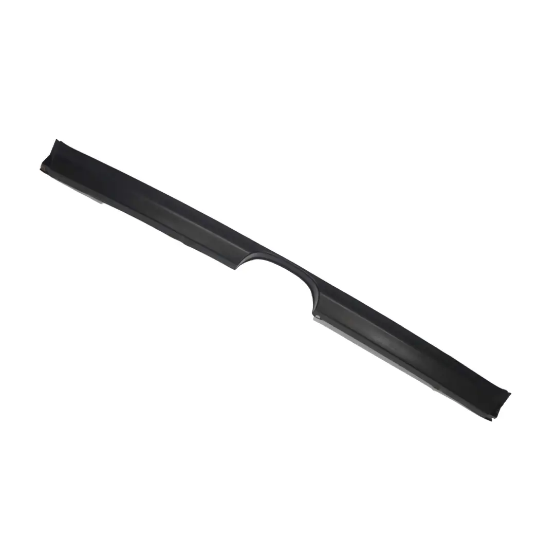 Heckstoßstange Unterer Mittelspoiler Schwarz für Mini Cooper S R52 R53 mit Teilenummer 6800234 Mini Cooper S R52 R53 Heckstoßstange Unterer Mittelspoiler Schwarz - SKU 6800234 - Teilenummer 6800234