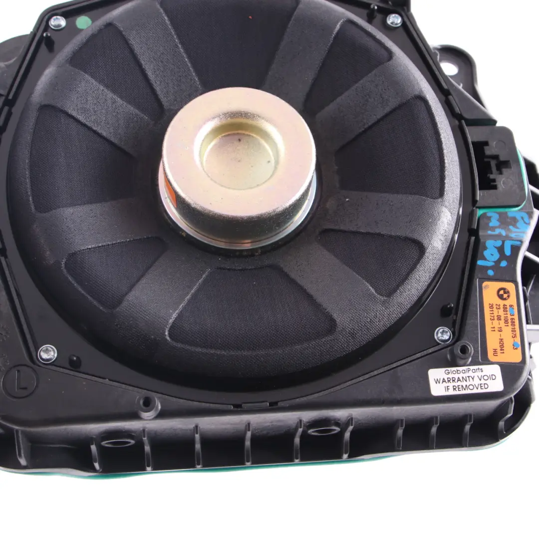 Altavoz Central BMW G30 G31 G11 Izquierdo Subwoofer Graves Harman Kardon para con número de pieza 6801075 Altavoz Central BMW G30 G31 G11 Izquierdo Subwoofer Graves Harman Kardon - SKU 6801075 - Número de pieza 6801075