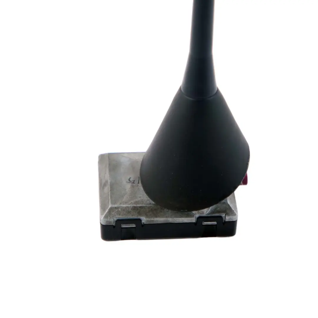 Antenna Aerial AM/FM/TEL to BMW 2 Series F23 Convertible Rear Tailgate with Part number 6801167 BMW 2 Series F23 Convertible Rear Tailgate Antenna Aerial AM/FM/TEL - SKU 6801167 - Part number 6801167