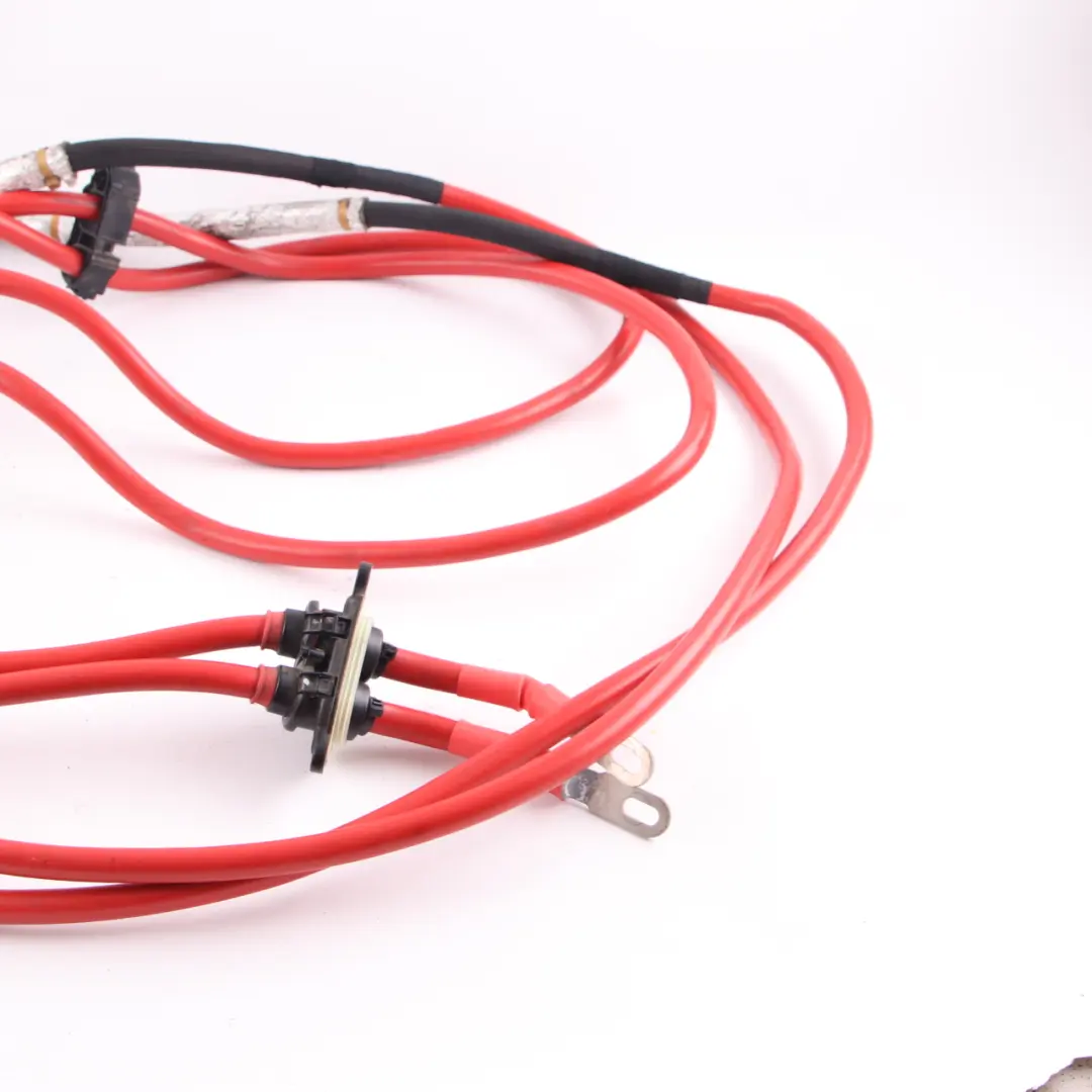 Przewód Kabel Zasilania Ładowania 6807323 do BMW F90 M5 G30 o numerze 6807322 BMW F90 M5 G30 Przewód Kabel Zasilania Ładowania 6807323 - SKU 6807322 - Numer Części 6807322