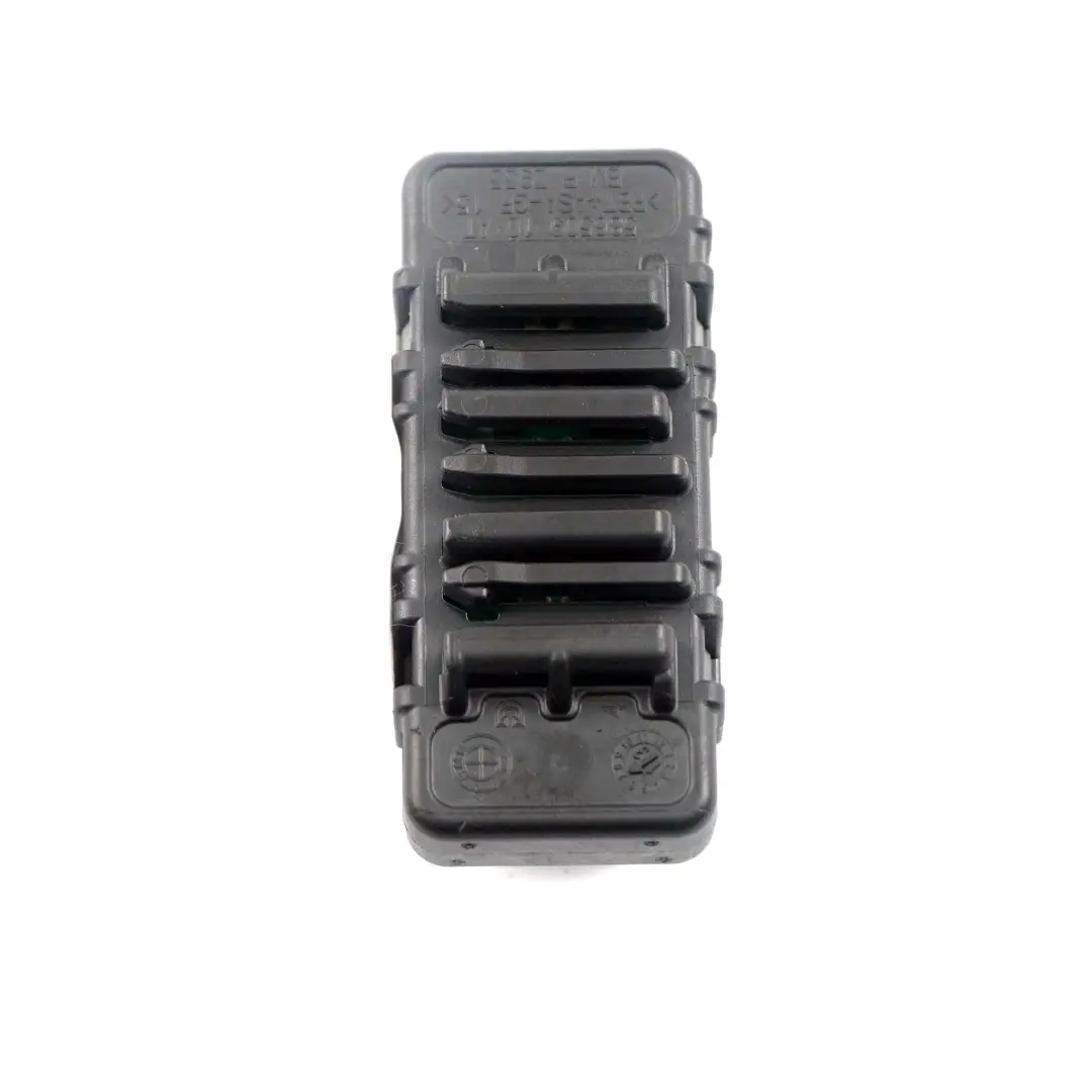 BMW F10 F11 F20 F21 F30 10 Scomparto Lattina Bus Interfaccia 586509 - SKU 6814611 - Numero di parte 6814611