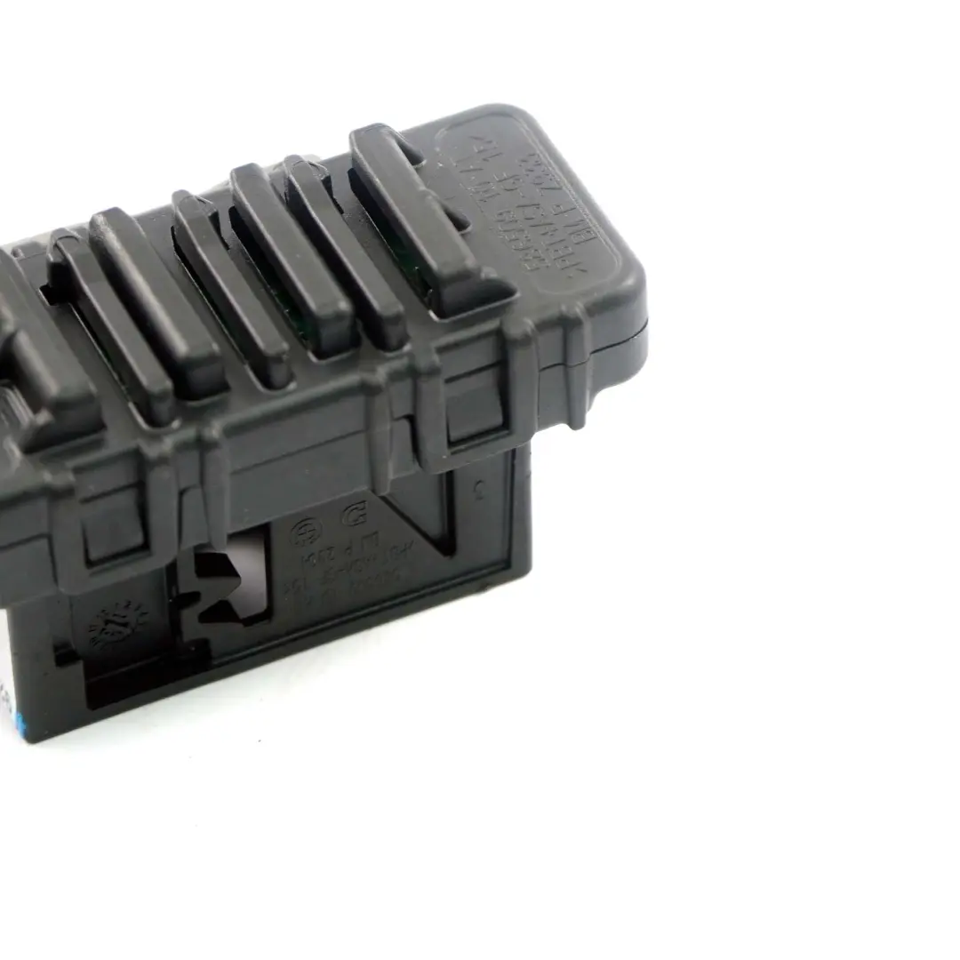 Rezystor Opornik Przekaźnik do BMW F20 F30 o numerze 6814611 BMW F20 F30 Rezystor Opornik Przekaźnik - SKU 6814611 - Numer Części 6814611