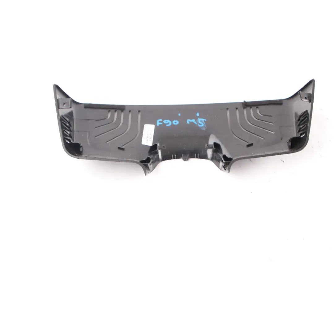 Copertura specchietto retrovisore BMW G30 G31 parabrezza interno 9303999 per con numero di parte 6817653 Copertura specchietto retrovisore BMW G30 G31 parabrezza interno 9303999 - SKU 6817653 - Numero di parte 6817653