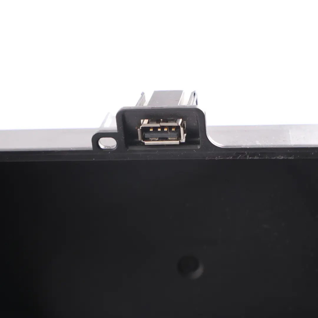 BMW G30 G31 F90 Storage Compartment Box Centre Console Front USB Socket - SKU 6819878 - Part number 6833815