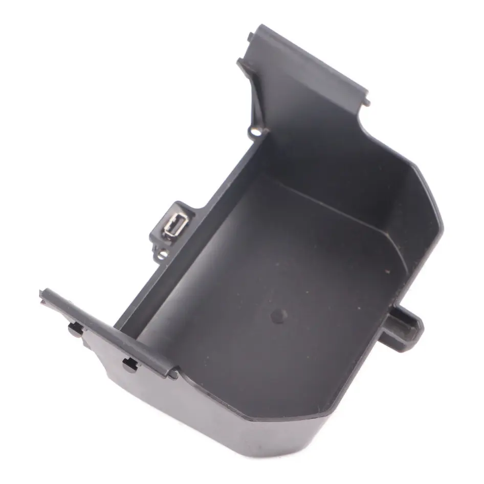 BMW G30 G31 F90 Storage Compartment Box Centre Console Front USB Socket - SKU 6819878 - Part number 6833815