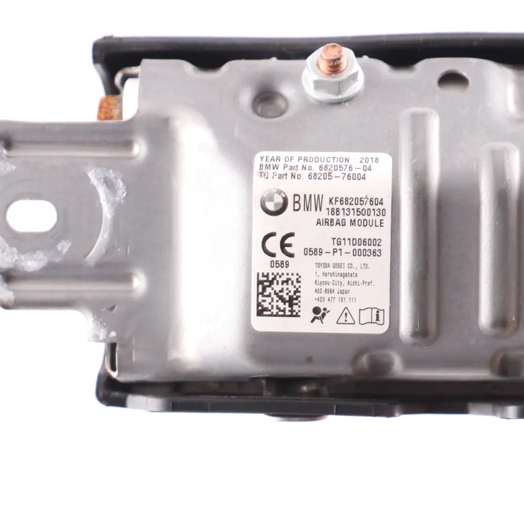 Airbag BMW G30 G31 G14 G15 Knee Protection Airbag Module Front Right O/S to with Part number 6820576 Airbag BMW G30 G31 G14 G15 Knee Protection Airbag Module Front Right O/S - SKU 6820576 - Part number 6820576