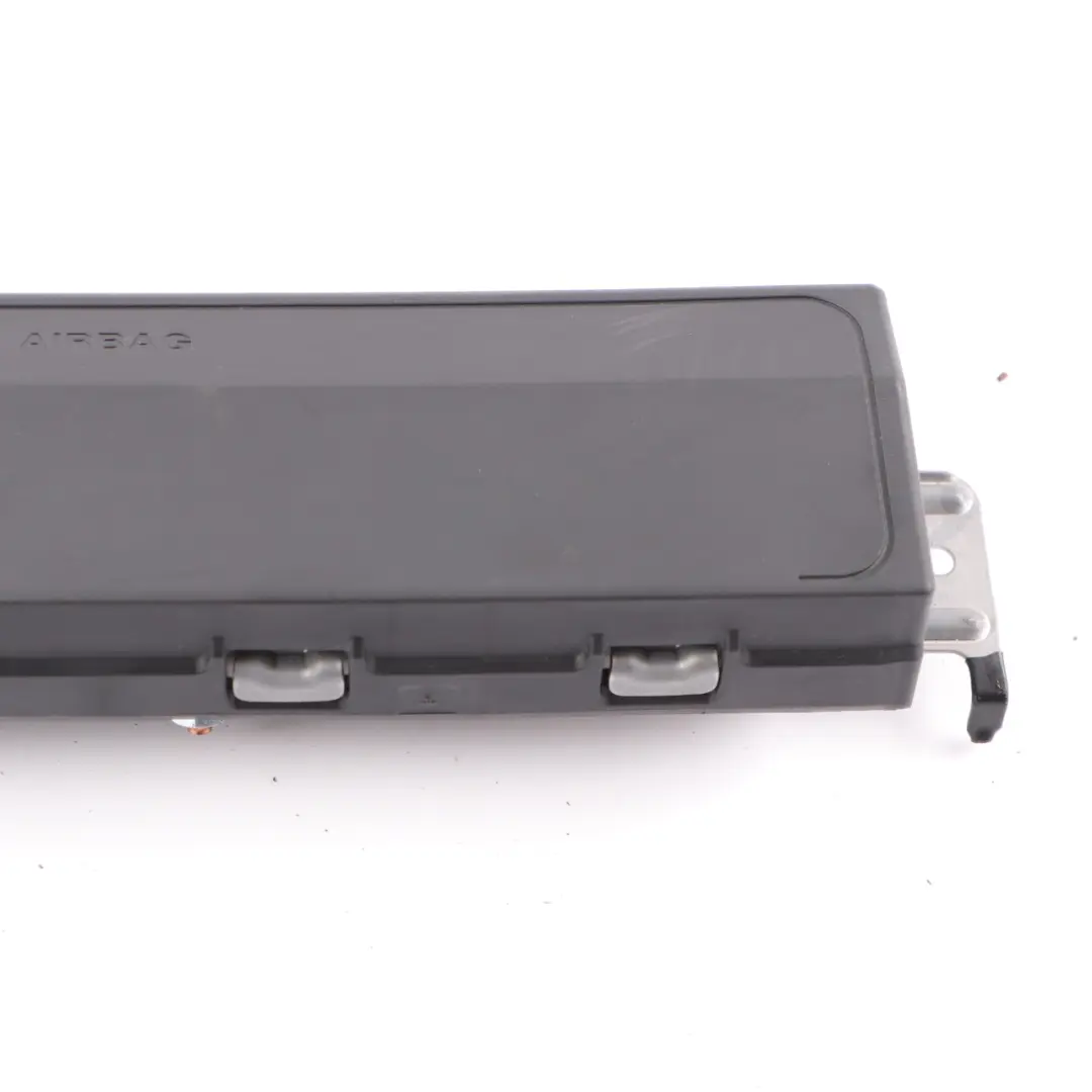 Airbag BMW G30 G31 G14 G15 Knee Protection Airbag Module Front Right O/S to with Part number 6820576 Airbag BMW G30 G31 G14 G15 Knee Protection Airbag Module Front Right O/S - SKU 6820576 - Part number 6820576