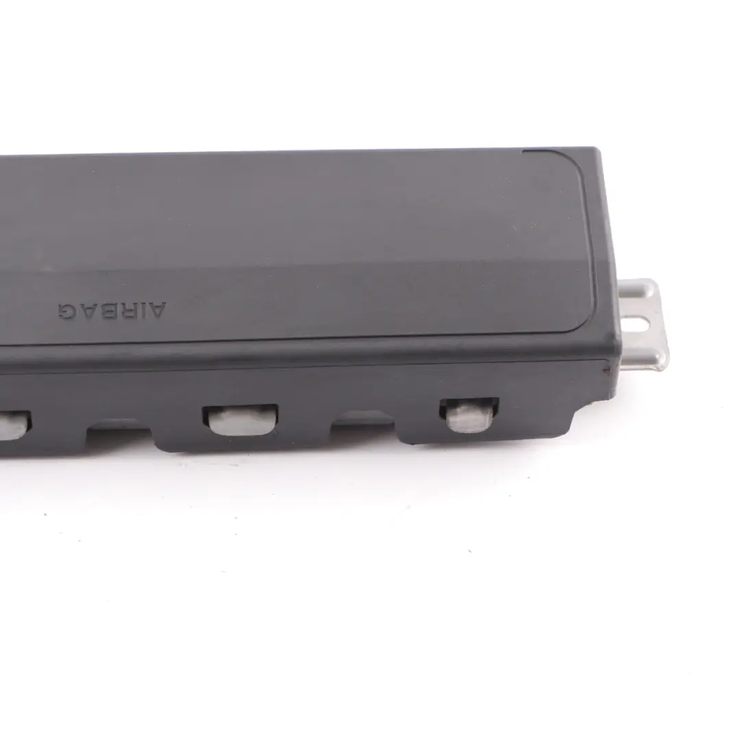 Airbag BMW G30 G31 G14 G15 Knee Protection Airbag Module Front Right O/S to with Part number 6820576 Airbag BMW G30 G31 G14 G15 Knee Protection Airbag Module Front Right O/S - SKU 6820576 - Part number 6820576