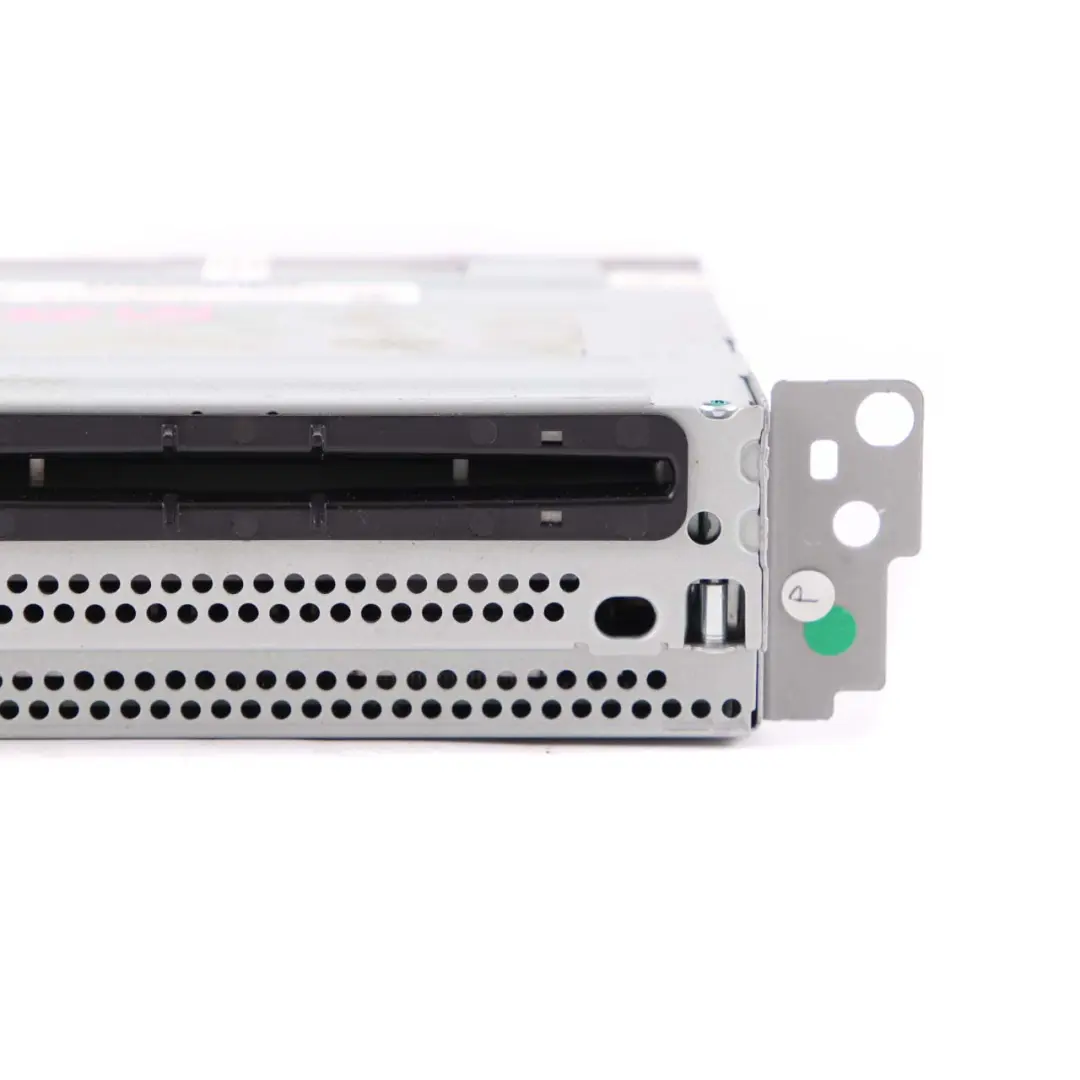 Unità principale Media DAB Navigazione Business per BMW F20 F21 F22 F30 F31 con numero di parte 6821135 BMW F20 F21 F22 F30 F31 Unità principale Media DAB Navigazione Business - SKU 6821135 - Numero di parte 6821135