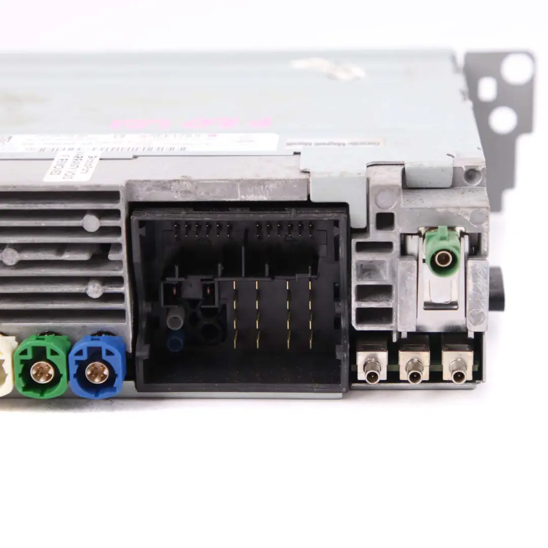 Hauptgerät Media DAB Navigation Business für BMW F20 F21 F22 F30 F31 mit Teilenummer 6821135 BMW F20 F21 F22 F30 F31 Hauptgerät Media DAB Navigation Business - SKU 6821135 - Teilenummer 6821135