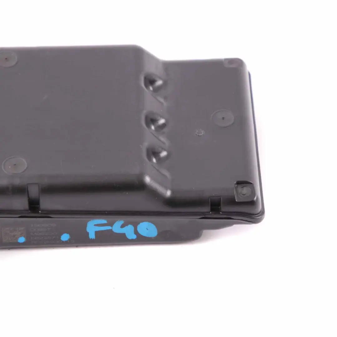 BMW F40 Support Boîtier Jonction 600W Unité Contrôle Fusible - SKU 6822571 - Numéro de pièce 6822571