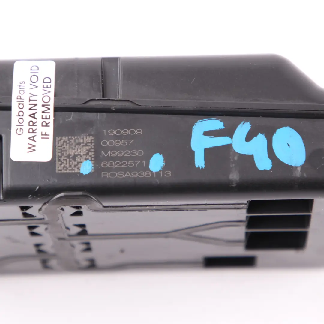 BMW F40 Support Boîtier Jonction 600W Unité Contrôle Fusible - SKU 6822571 - Numéro de pièce 6822571