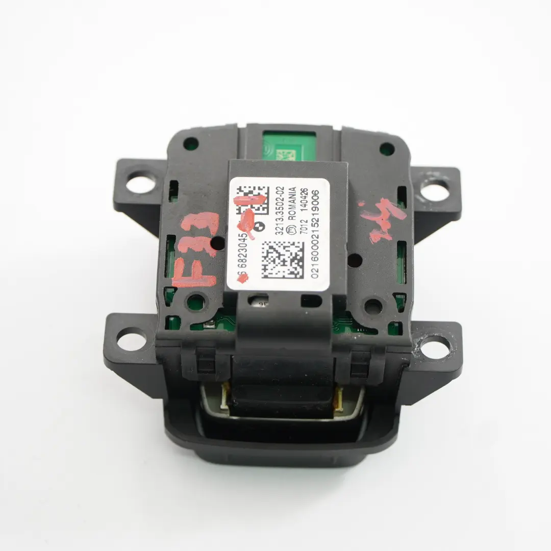 Techo Plegable Interruptor Cuello Calentador para BMW F33 F83 M4 Convertible con número de pieza 6823045 BMW F33 F83 M4 Convertible Techo Plegable Interruptor Cuello Calentador - SKU 6823045 - Número de pieza 6823045