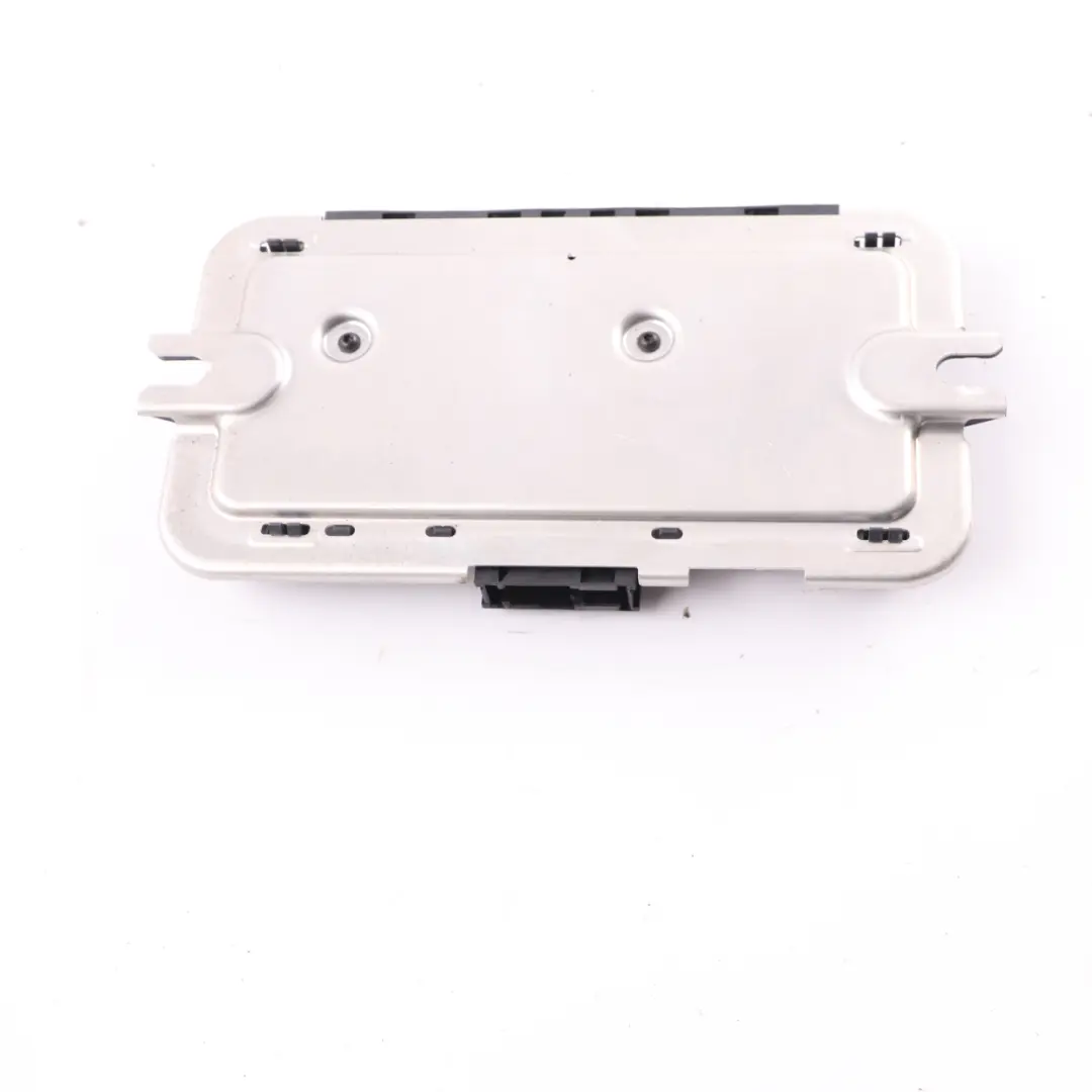 BMW F10 Footwell Light Control Unit Module ECU FRM III - SKU 6823590 - Numéro de pièce 6823590