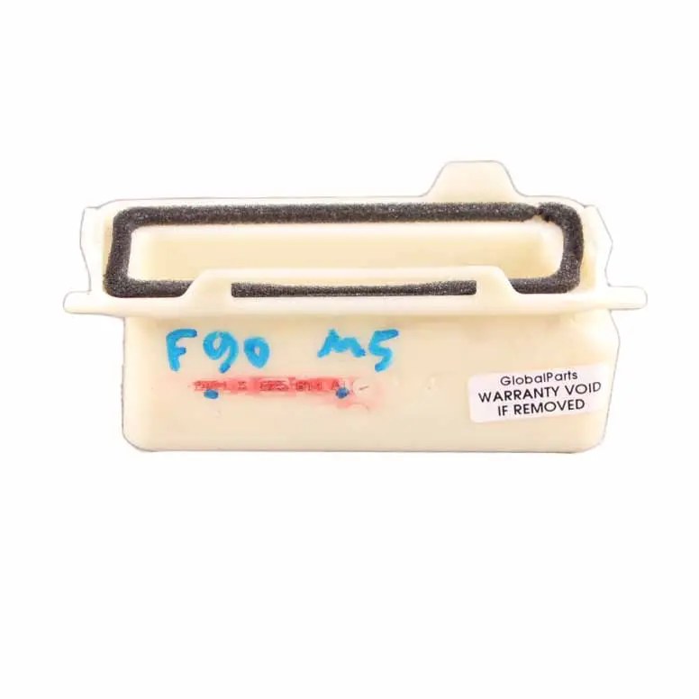 Fresh Air Duct Channel Adapter Section Rear Right O/S to BMW G30 G31 with Part number 6825814 BMW G30 G31 Fresh Air Duct Channel Adapter Section Rear Right O/S - SKU 6825814 - Part number 6825814