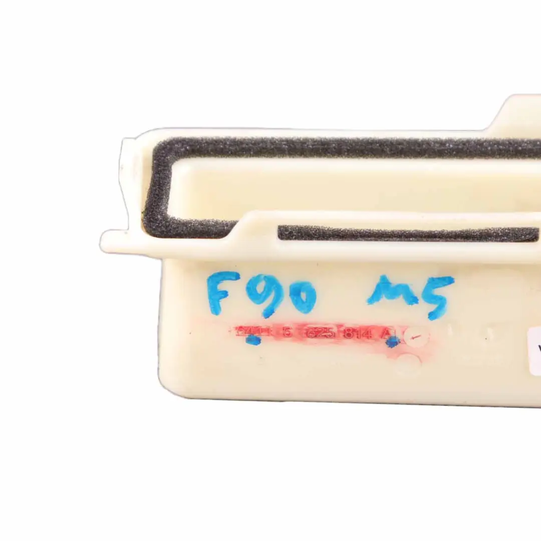 Fresh Air Duct Channel Adapter Section Rear Right O/S to BMW G30 G31 with Part number 6825814 BMW G30 G31 Fresh Air Duct Channel Adapter Section Rear Right O/S - SKU 6825814 - Part number 6825814