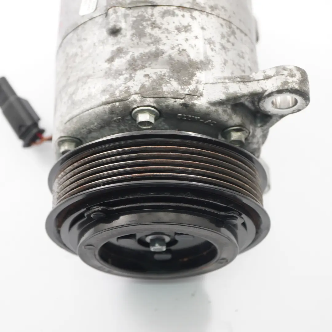 Condizionata per BMW F10 F11 LCI Mini Cooper F56 F57 F60 Compressore Aria con numero di parte 6826879 BMW F10 F11 LCI Mini Cooper F56 F57 F60 Compressore Aria Condizionata - SKU 6826879-1 - Numero di parte 6826879