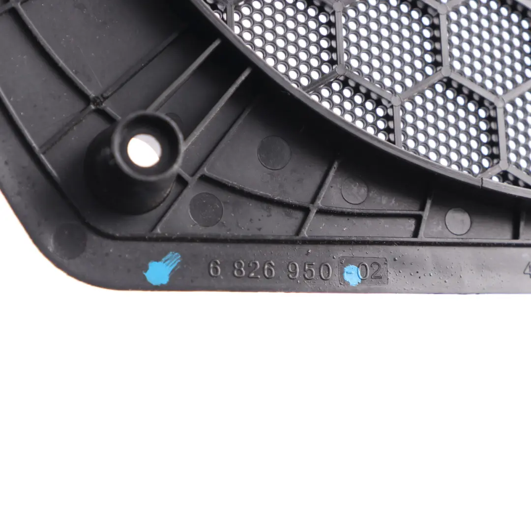 Osłona Kratka Maskownica Głośnika Prawa do BMW X3 G01 X4 G02 o numerze 6826950 BMW X3 G01 X4 G02 Osłona Kratka Maskownica Głośnika Prawa - SKU 6826950 - Numer Części 6826950